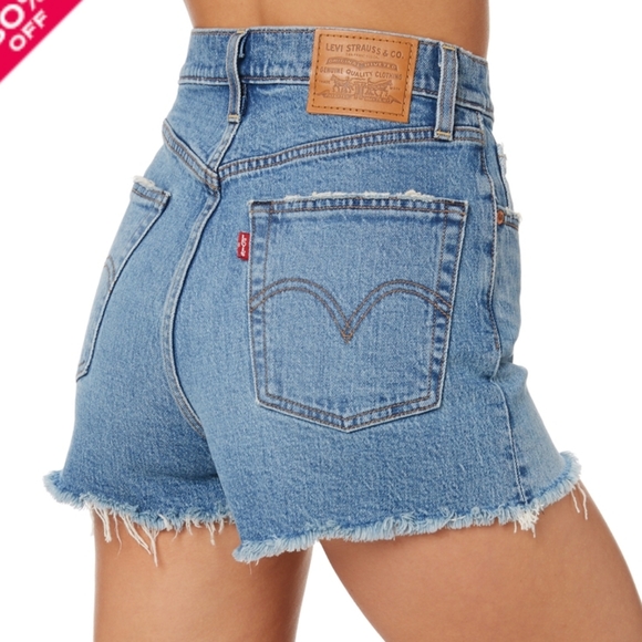 Levi's Ribcage High Rise Jeans - Picture 3 of 8